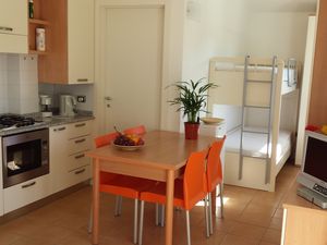 23708767-Appartement-4-Porlezza-300x225-4