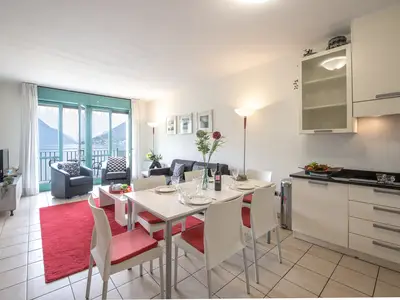 Küche und Essbereich