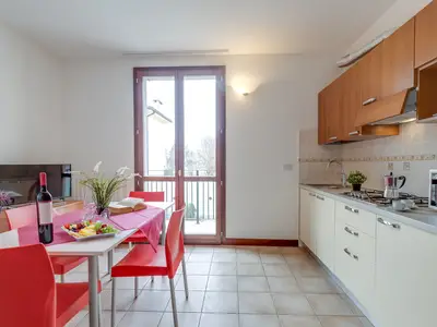 Küche und Essbereich