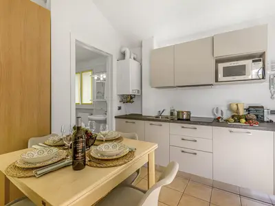 Küche und Essbereich