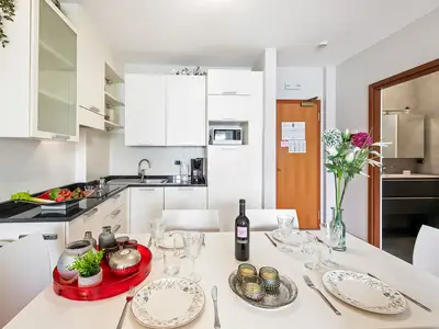 Küche und Essbereich