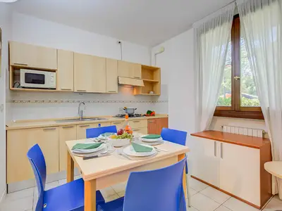 Küche und Essbereich