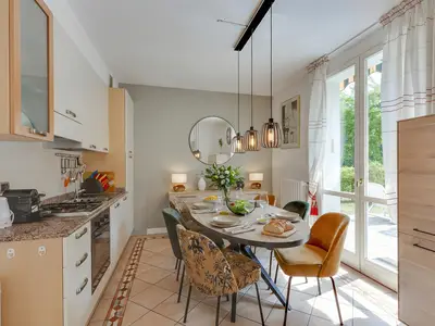 Küche und Essbereich