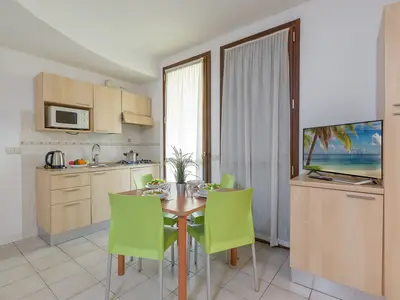 Küche und Essbereich