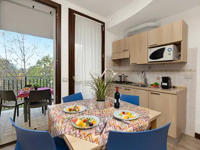 Küche und Essbereich