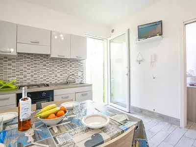 Küche und Essbereich