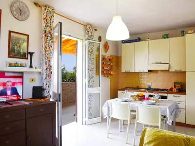 Küche und Essbereich