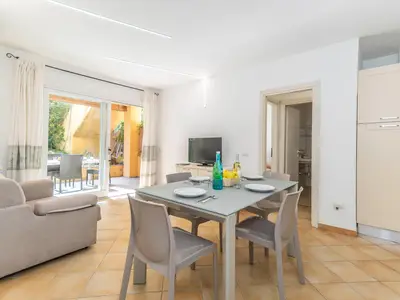 Wohn- und Esszimmer