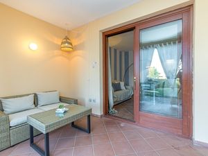 23707366-Appartement-4-Porto San Paolo-300x225-2