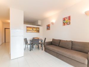23707531-Appartement-6-Porto San Paolo-300x225-5