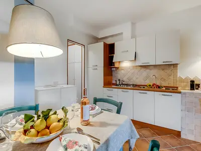 Küche und Essbereich