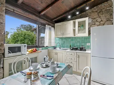 Küche und Essbereich