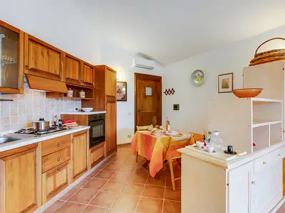 Küche und Essbereich