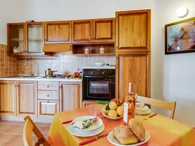 Küche und Essbereich