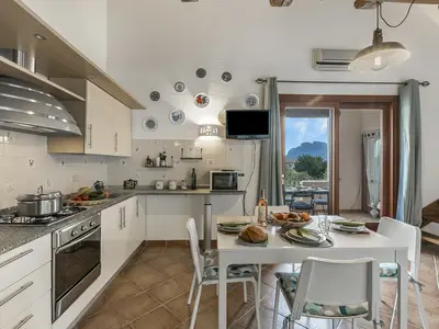 Küche und Essbereich