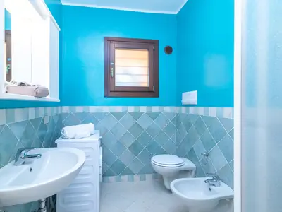 Badezimmer mit Badewanne