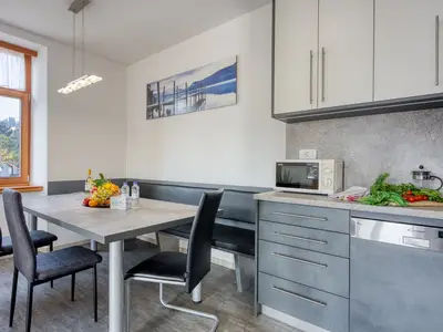 Küche und Essbereich