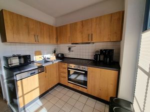 23026899-Appartement-6-Prerow-300x225-3