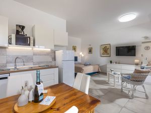 23996656-Appartement-2-Pula (Istarska)-300x225-1