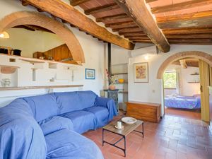 24039290-Appartement-6-Radda In Chianti-300x225-3