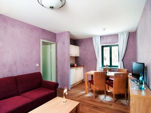 18925451-Appartement-4-Radebeul-300x225-2