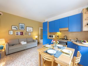 24038560-Appartement-4-Rapallo-300x225-2