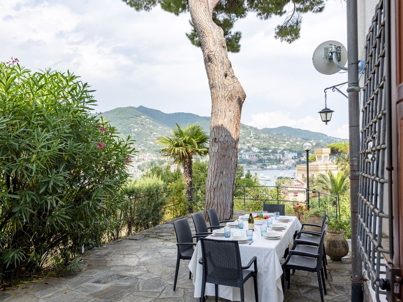 24049860-Appartement-8-Rapallo-800x600-0