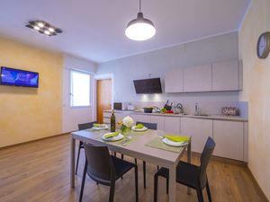 23706861-Appartement-6-Riva Del Garda-300x225-3