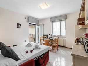 23708645-Appartement-4-Riva Del Garda-300x225-5