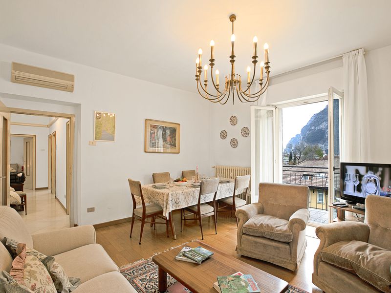 23918779-Appartement-5-Riva Del Garda-800x600-0