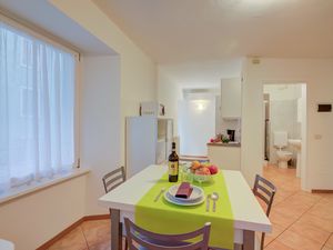 23893372-Appartement-3-Riva Del Garda-300x225-5