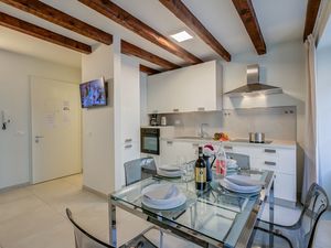 23925498-Appartement-6-Riva Del Garda-300x225-4