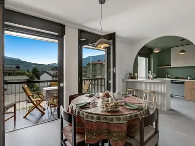 Küche und Essbereich