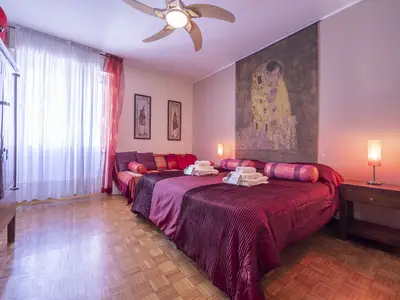 Das erste Schlafzimmer