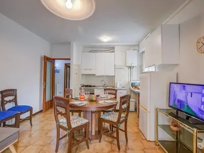 Küche und Essbereich