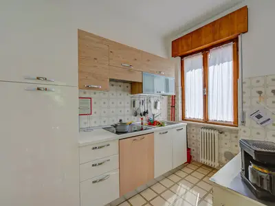 Voll ausgestattete Küche