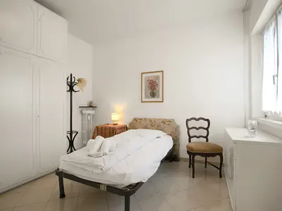 Zweites Schlafzimmer