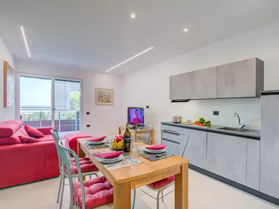 Küche und Essbereich