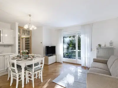 Küche und Essbereich