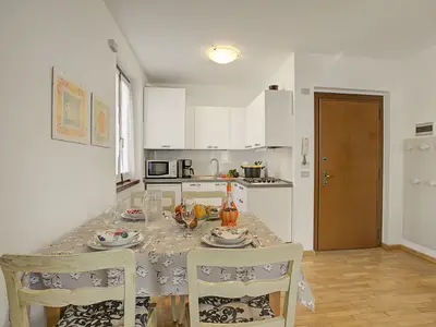 Küche und Essbereich