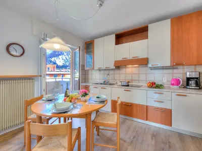 Küche und Essbereich