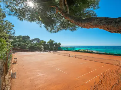 Tennisplatz