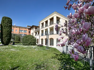 Gebäude