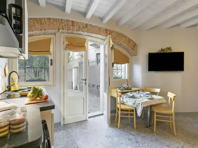 Küche und Essbereich