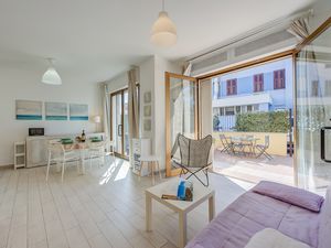 23707685-Appartement-4-San Bartolomeo Al Mare-300x225-1