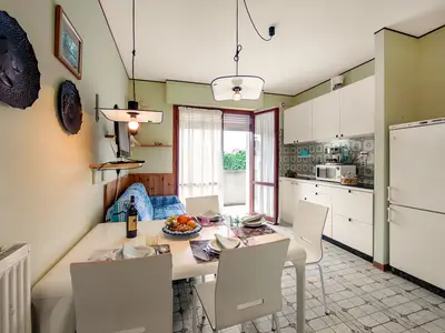 Küche und Essbereich