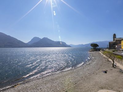 Öffentlicher Strand vor dem Appartement