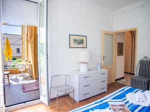 24013595-Appartement-4-Sanremo-300x225-1