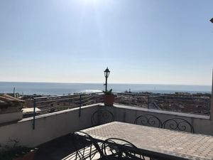 24021796-Appartement-4-Sanremo-300x225-0