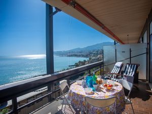 24021792-Appartement-5-Sanremo-300x225-0